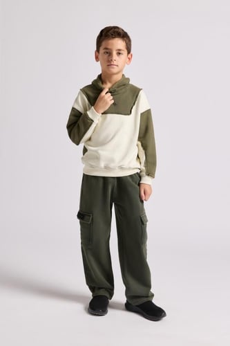 هودي بقصة واسعة ورقبة عالية بشعار سيلين أخضر للأطف...