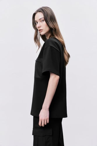 تيشرت أسود للجنسين