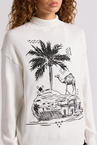 بلوفر بطباعة ورقبة عالية للجنسين أبيض