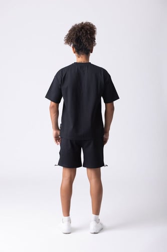 شورت أواي أسود للجنسين