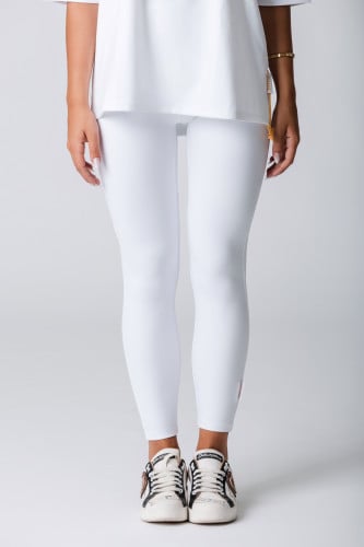 ليقنز أواي أبيض