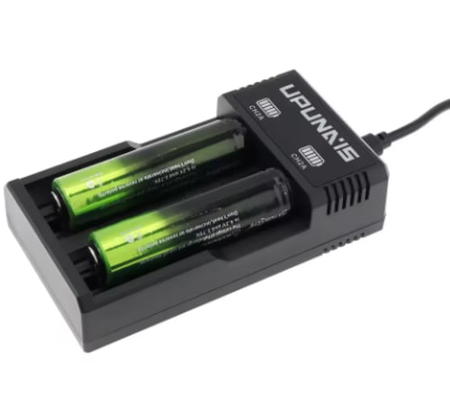 شاحن بطاريات ليثيوم