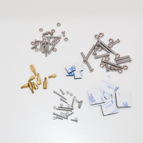 مجموعة مسامير غير مدبب