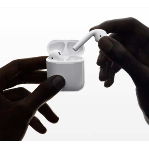 سماعة أبل أيربودز الاصدار الثاني - ابيض