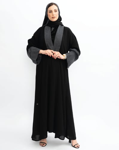 عباية باكمام حرير رمادي