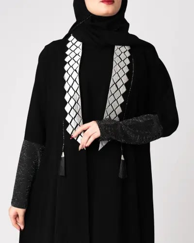 عباية بتطريز فضي ا نجمة تماراي