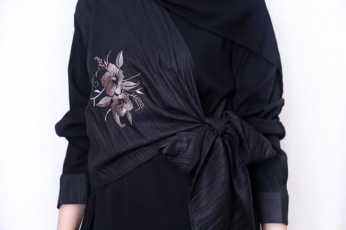 عباية تماراي شال بربطة جانبية