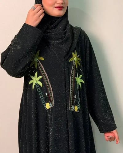 عباية بتطريز للمناسبات