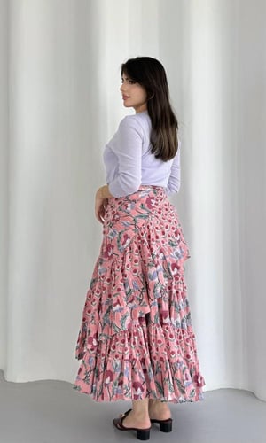 تنورة بيبي بينك فلور