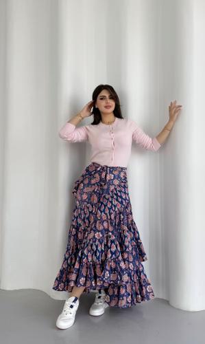 تنورة بلو بينك فلور