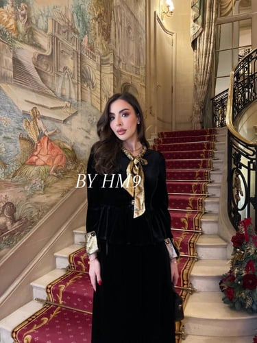 طقم تيور مخمل قولد
