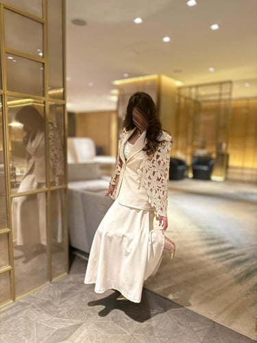 اوف وايت لوكس كيب