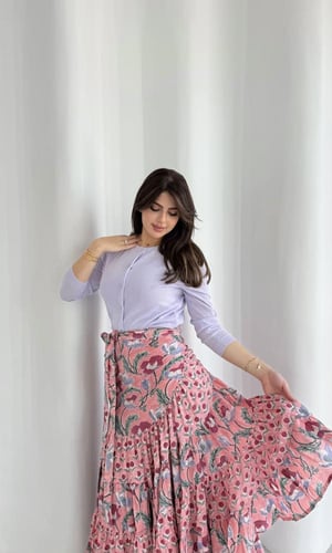 تنورة بيبي بينك فلور