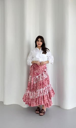 تنورة وايت فلور