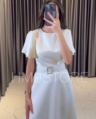 فستان مزين بكرستال