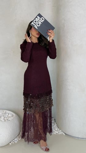 فستان برغندي دانتيل