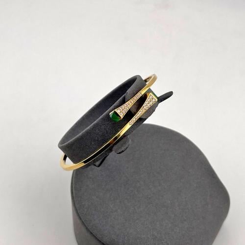 اسوارة تصميم عالمي بزاركون نقي عيار 18