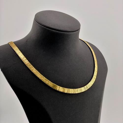 عقد الحرير الايطالي ذهب صافي عيار 18