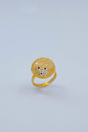 خاتم القبة الكونيه يحمل تفاصيل تبهر الناظرين ذهب ص...