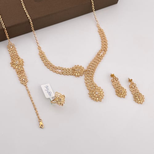 طقم لازوردي فاخر عيار 21