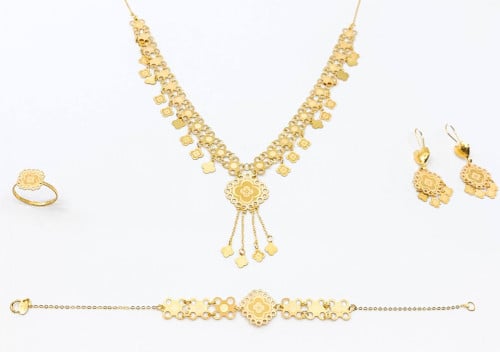 طقم السبايك الترند نوفره بين يديك بسعر منافس من مج...