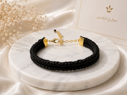 أسورة من الخيوط