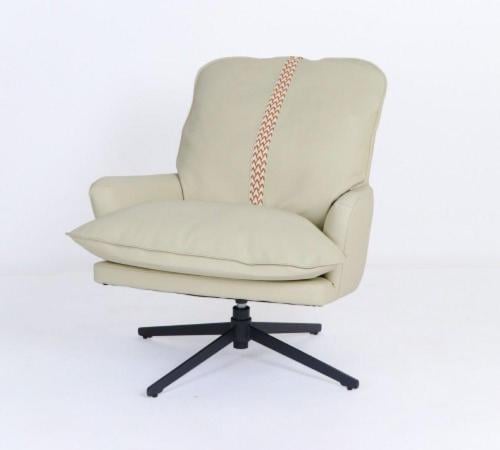 كرسي جلددوار