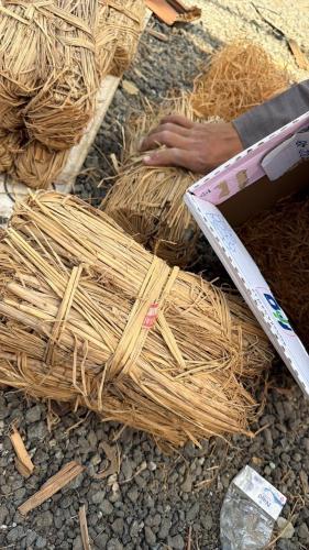 فناجيل وأباريق وصحون تراثية قديمة