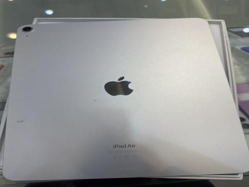 ايباد اير ٦ ١٢٨ قيقا