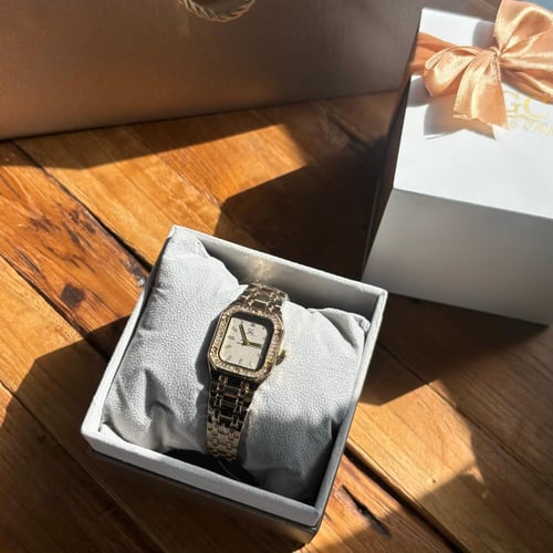 ساعة ذهبي ميناء بيج مربع | نسائـــي