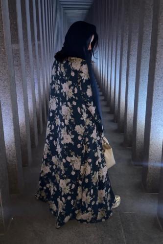 Summer breeze abaya