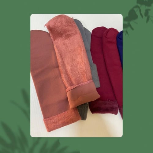 جوارب فرديه للاقدام مبطنه بالفرو الناعم