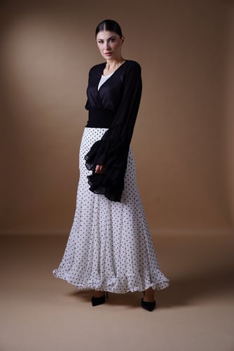 تنورة بولكا كلاسيك