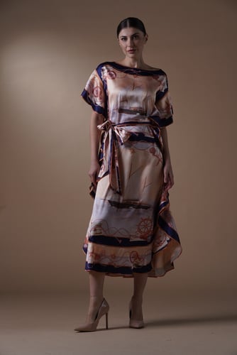 فستان ساتان بحري