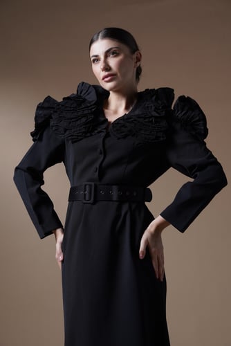 فستان كشكش ملكي