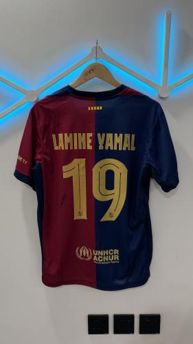 تيشيرت برشلونة موقع لامين يامال