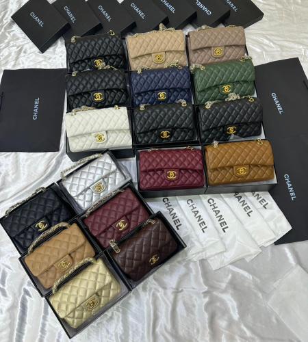 شنط شانيل حجمين