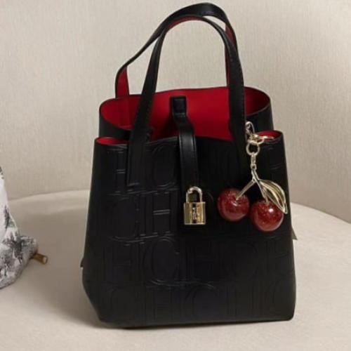 شنطة كارولينا هيريرا ch