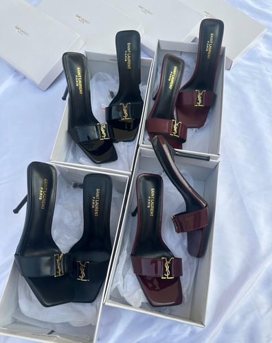 هيلز سان لوران