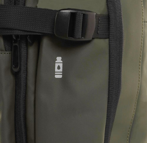 شنطه ظهر مقاومة للماء مناسبة للسفر والرحلات الطويل...