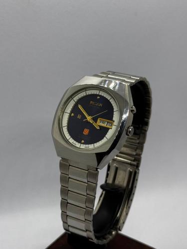 Ricoh 9 Crystal Automatic Black