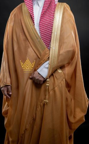البشت الخاص الزعفراني