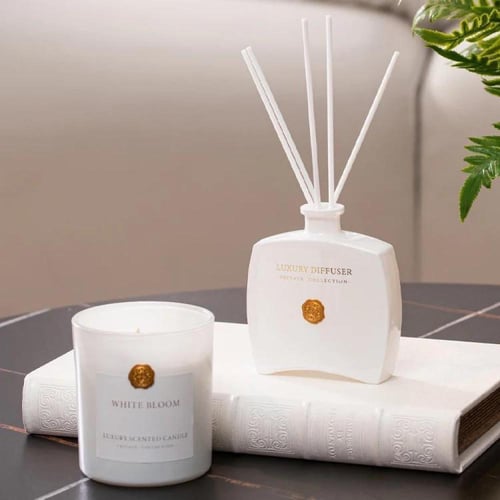 زهور بيضاء | White Bloom