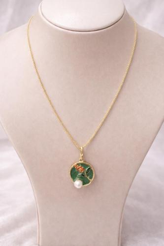 A necklace with an elegant design of high quality