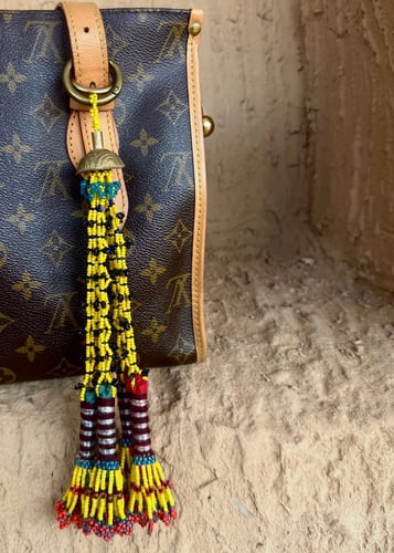 دلّاية قبيلة الكوتشي بالخرز الأصفر Kuchi Tribal Yellow Beaded Tassel