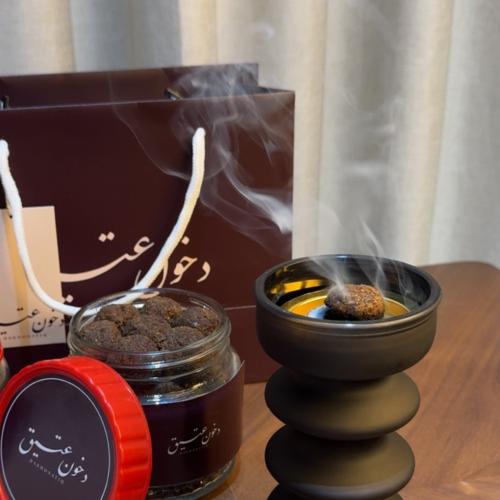 دخون عتيق