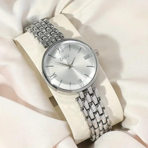 ساعة نسائية