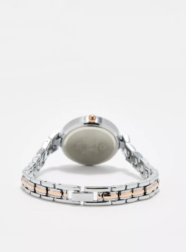 ساعة نسائية