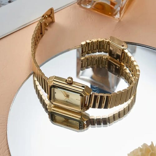 ساعة نسائية