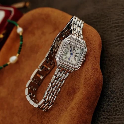 ساعة نسائية